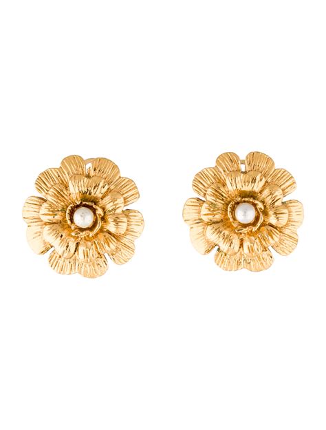 collier camelia chanel|chanel camelia earrings.